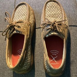 Twisted X VFW appreciation shoes. Tan and brown. Never been worn!